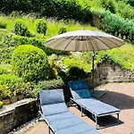 Oesterle - Idyllisches Schwarzwaldhaus Am Bach Mit Terrasse & Balkon *