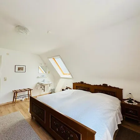 Oesterle - Idyllisches Schwarzwaldhaus Am Bach Mit Terrasse & Balkon