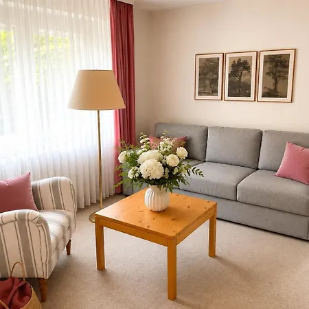 בית נופש Oesterle - Idyllisches Schwarzwaldhaus Am Bach Mit Terrasse & Balkon